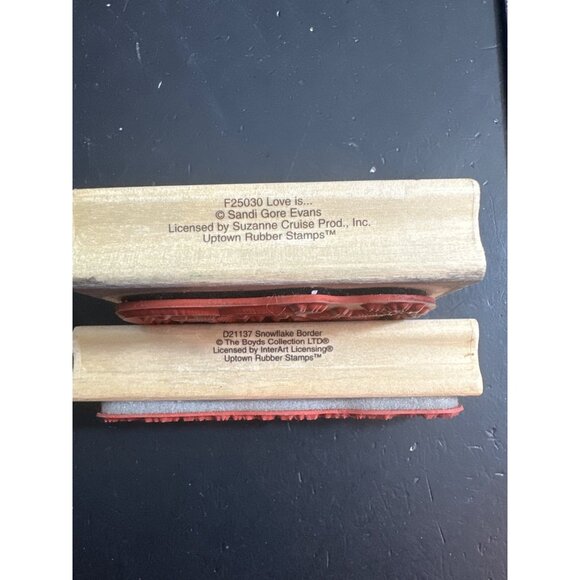 Uptown Rubber Stamps Love Is At The Heart Of It Snowman & Snowflake Border - Picture 4 of 4